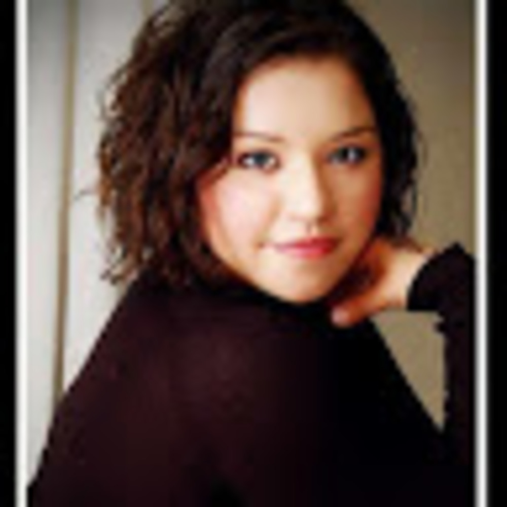 Meet your Posher, Gabriela m.